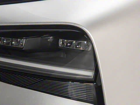 2025�� 702 �������� Ultra