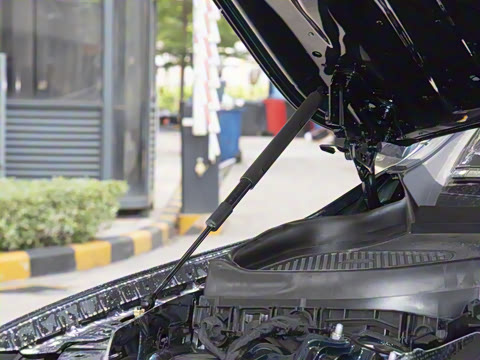 2025�� �Ŀ� GLC 260 L 4MATIC ������