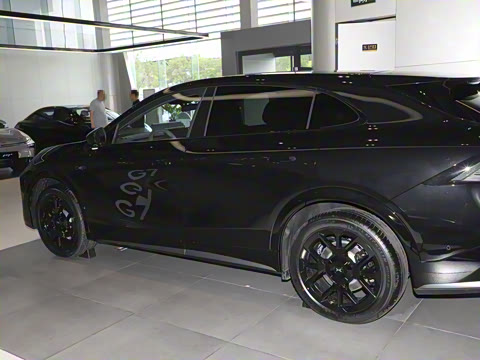 2025�� 702 �������� Max