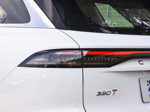 2025�� 2.0T ��������� 7��