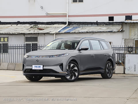 2025�� 636Ultra����� 5��