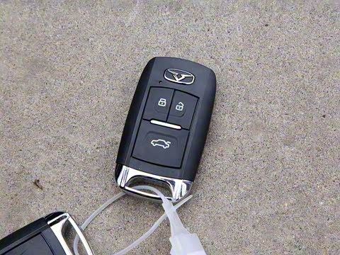 2020�� 1.5L �ֶ���