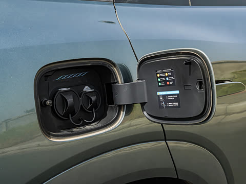 2025�� EV 670KM�����״�������