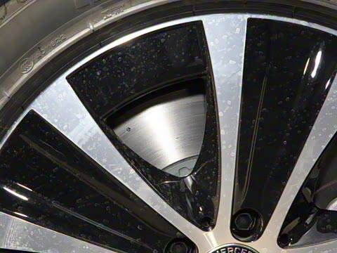 2022�� �Ŀ�� E 350 e L ���ʽ��϶����γ�