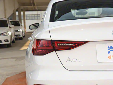 2023�� �Ŀ� A3L Limousine 35 TFSI ʱ��������