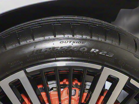 2025�� 102kWh ǩ����