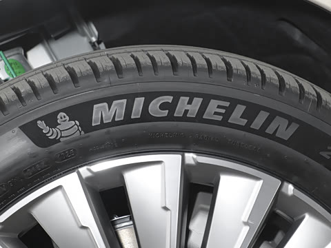 2025�� Ultra ������