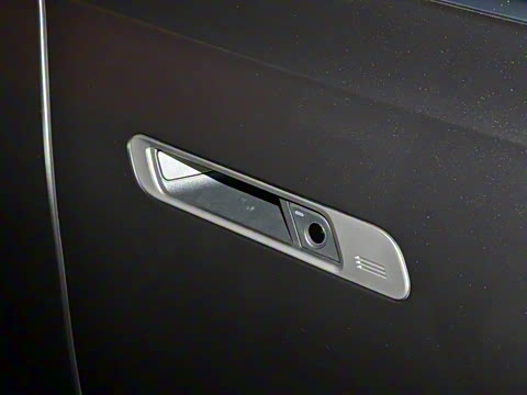 2023�� 740Li ������ M�˶���װ