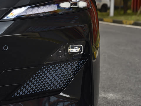 2025�� �Ŀ� ���羫Ӣ��