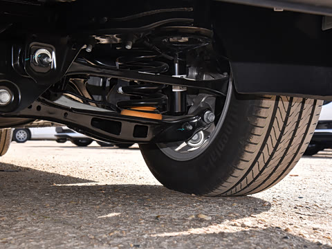 2025�� 2.0T ����������