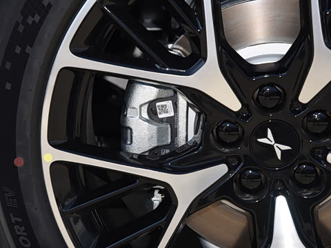 2025�� �������� Max �콢��