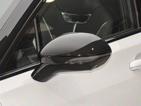 2025�� 2.0T ���а�