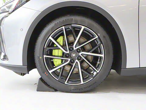 2025�� 560MAX 185kW