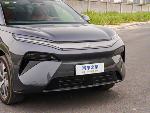 2025�� EV 670KM�����״�������