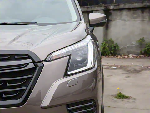 2022�� 2.0i AWD������