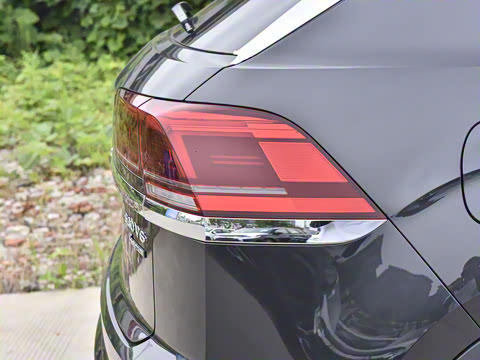 2022�� ;��X 530 V6 ������������