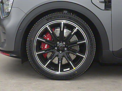 2025�� BRABUS ���ܰ�