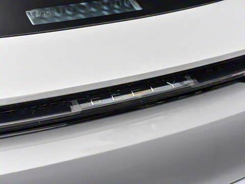 2025�� 700km Զ���Ǽݰ�