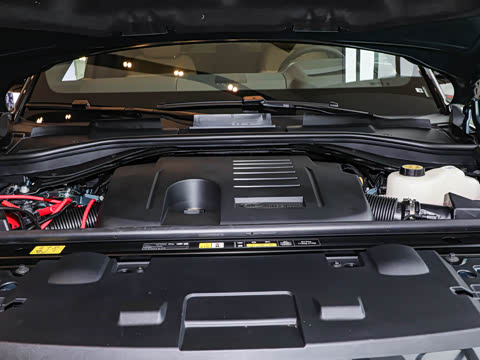 2025�� 400PS Dynamic HSE