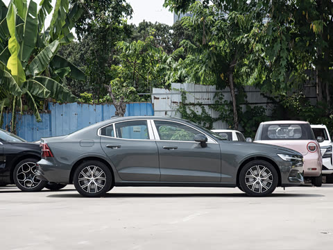 2026�� B4 ���ݺ�����