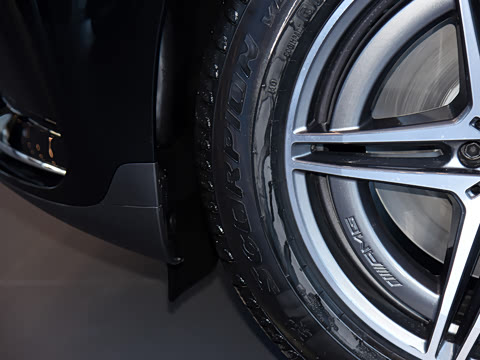 2022�� EQC 400 4MATIC