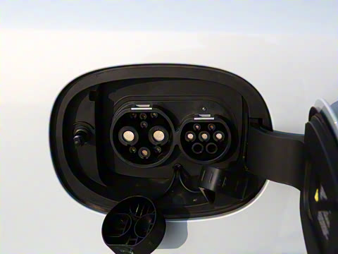 2025�� EV 545KM��Խ��