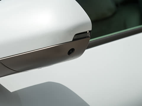 2025�� Ultra ���ܻ��°�