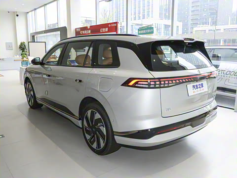 2025�� 210Ultra���Ȱ� 5��