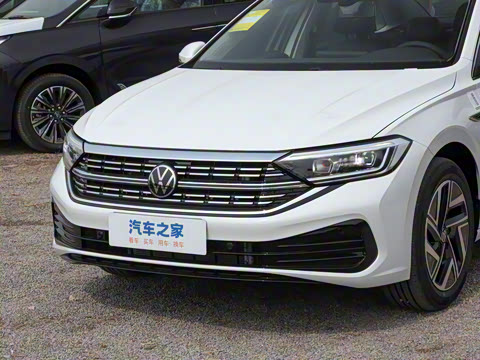 2025�� �Ŀ� 300TSI DSG��Խ��