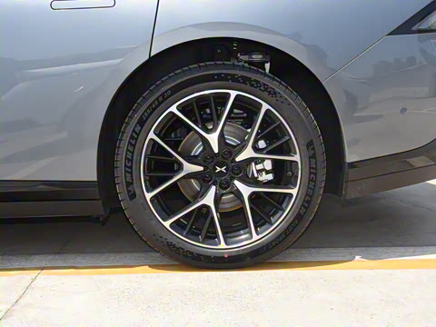 2025�� �������� Max �콢��