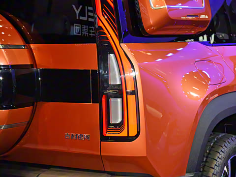 2025�� ������