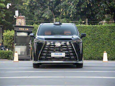 2025�� Ǭ��ϵ�� Ultra ͷ�Ȳ�