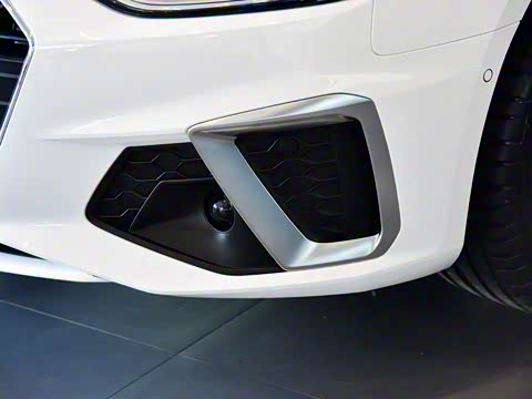 2020�� 40 TFSI ����������