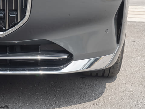 2023�� 735Li ������װ