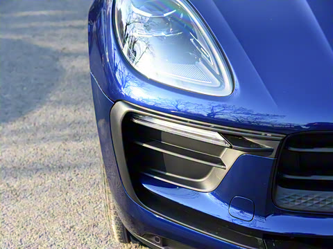 2022�� Macan 2.0T