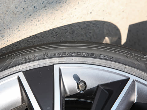 2022�� 2.0TD Plus