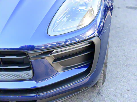 2022�� Macan 2.0T