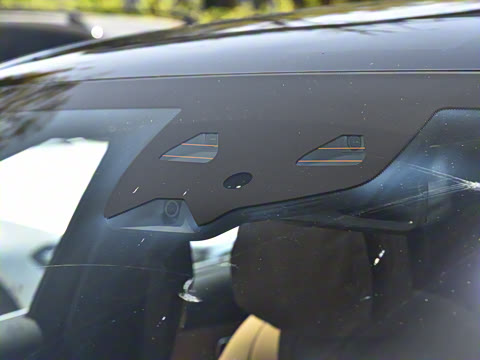 2025�� �Ŀ� E 300 L �����