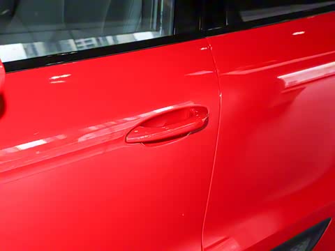 2025�� Macan 2.0T ���ΰ�