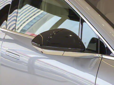 2025�� 102kWh ǩ����