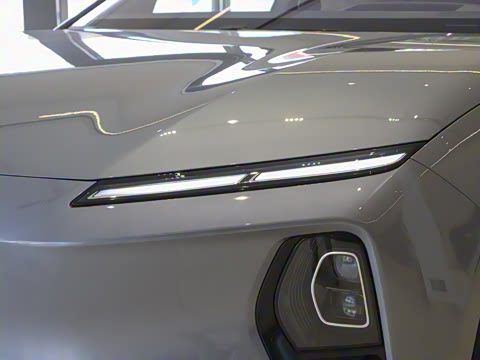 2025�� 102kWh ǩ����