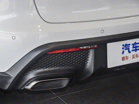 2025�� Macan 2.0T ���ΰ�