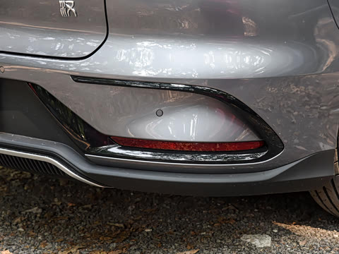 2022�� EV ������ 715KMǰ���콢��