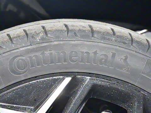 2025�� 300Ultra  �����Ǽ�AD PRO���̰�