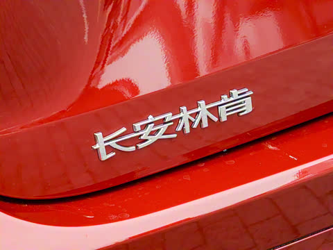 2025�� 2.0T ������������˹��