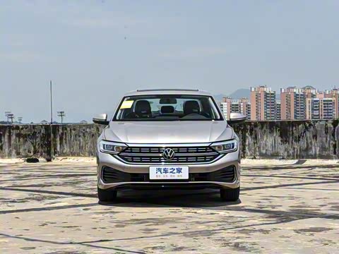 2025�� �Ŀ�� 300TSI DSG��Խ��