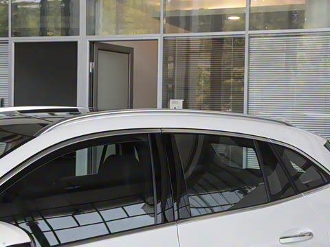 2025�� �Ŀ� GLA 220