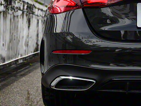 2025�� �Ŀ� E 260 �˶���