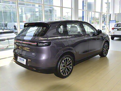 2025�� 600������