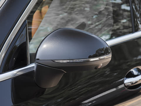 2025�� �Ŀ� GLC 300 L 4MATIC ������ 7��